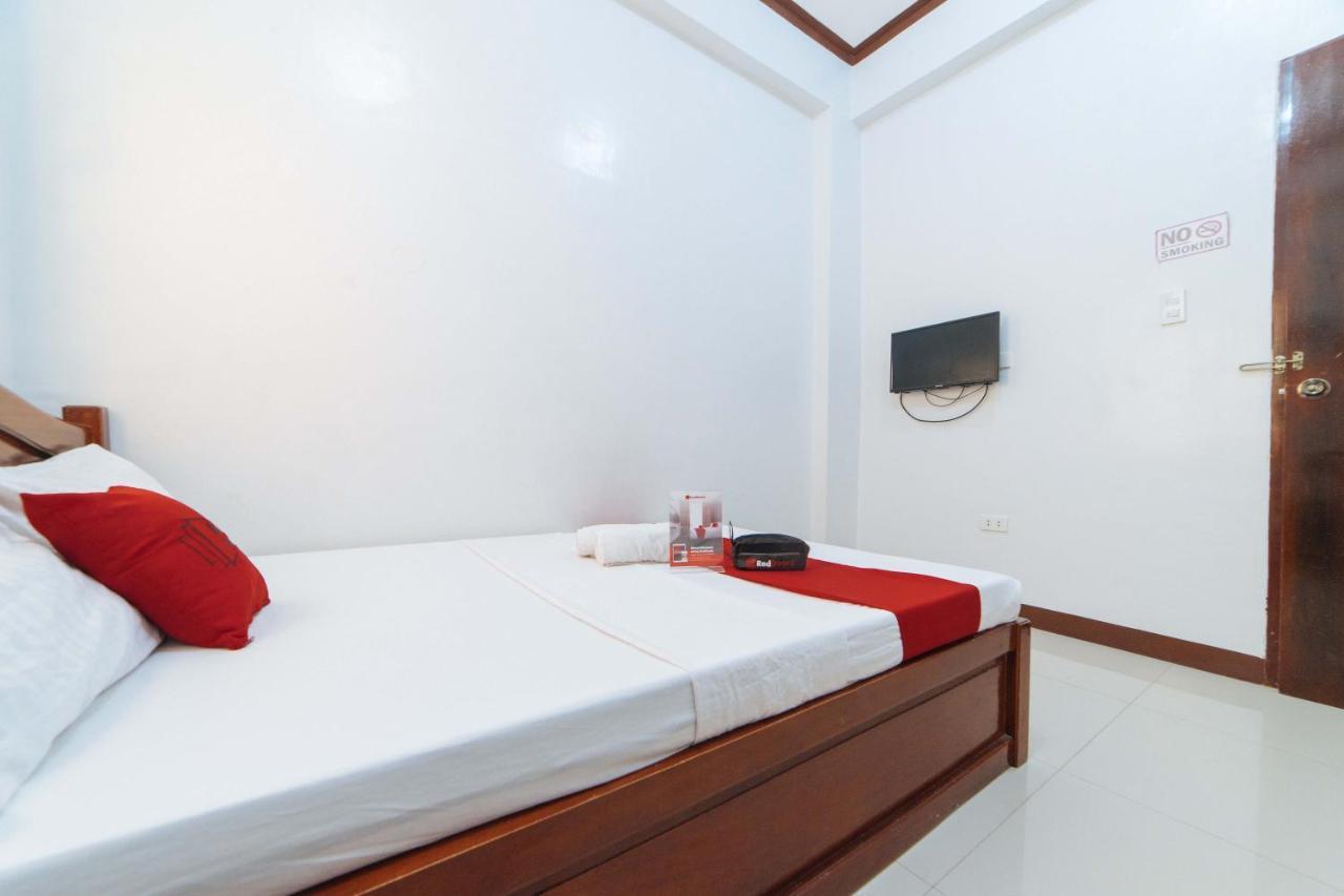 Reddoorz @ D Maagma Street Otel Kalibo Dış mekan fotoğraf