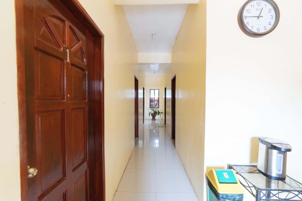 Reddoorz @ D Maagma Street Otel Kalibo Dış mekan fotoğraf