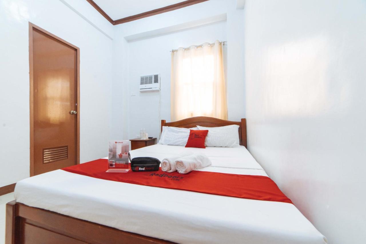Reddoorz @ D Maagma Street Otel Kalibo Dış mekan fotoğraf